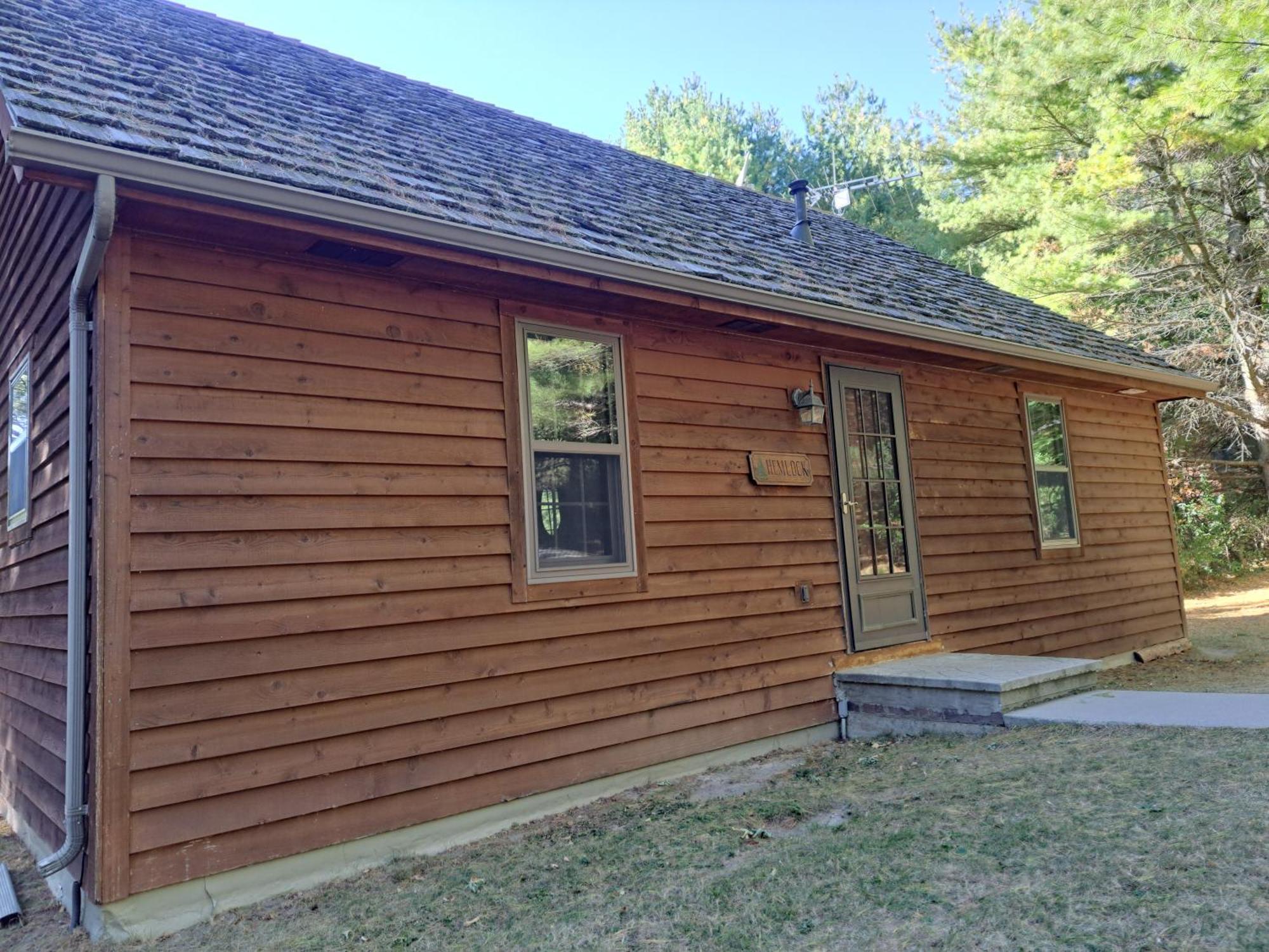 Chanticleer Cabins สเตอร์เจียนเบย์ ภายนอก รูปภาพ
