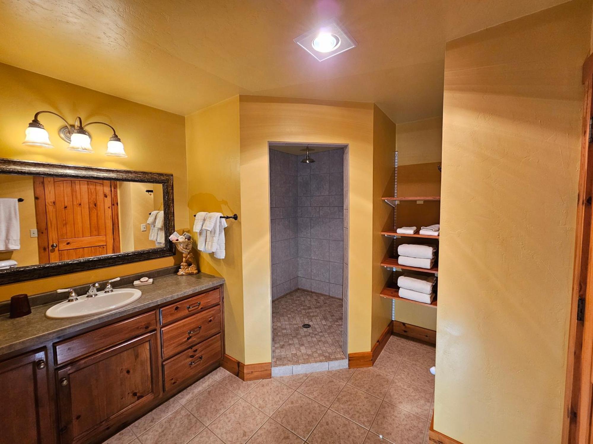 Chanticleer Cabins สเตอร์เจียนเบย์ ภายนอก รูปภาพ