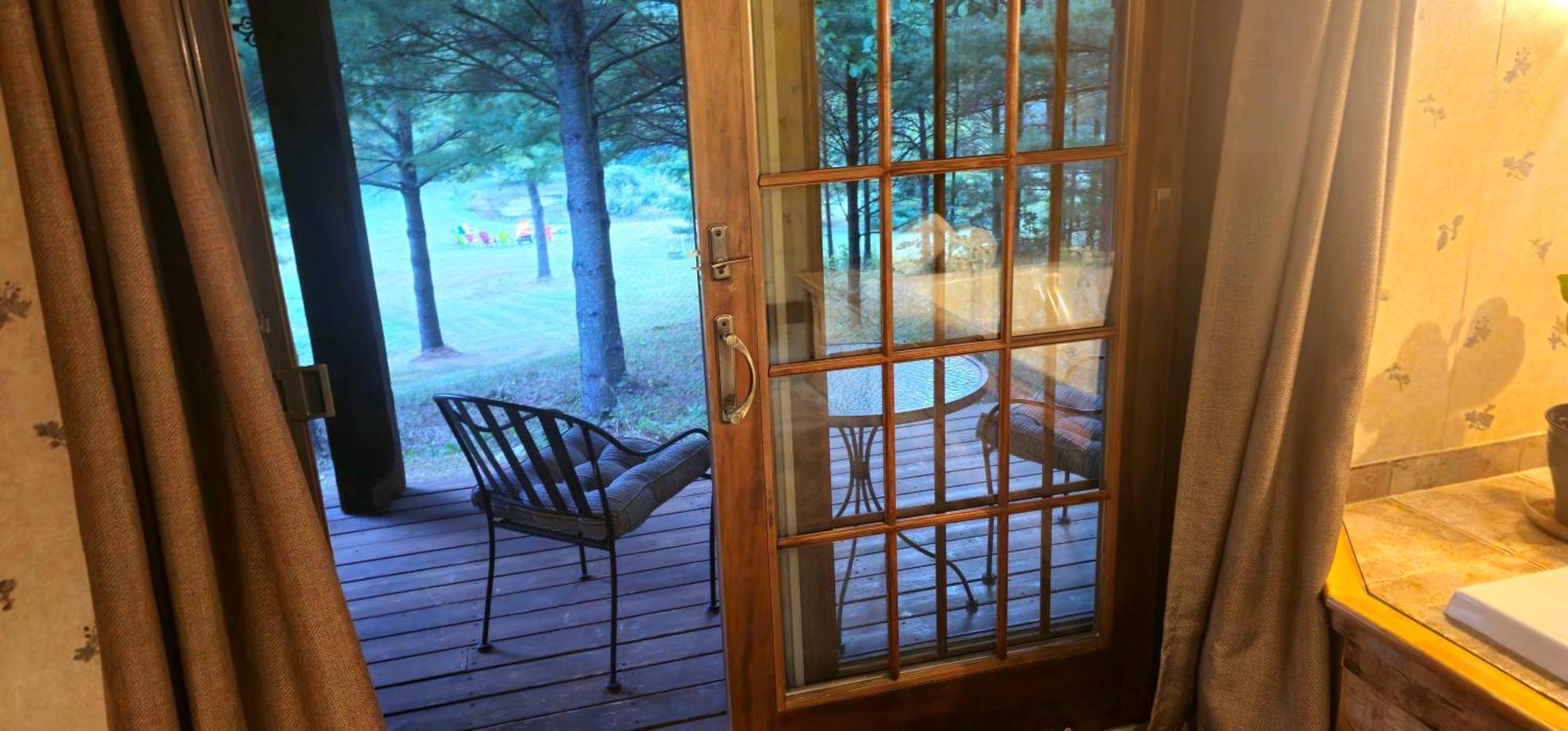 Chanticleer Cabins สเตอร์เจียนเบย์ ภายนอก รูปภาพ